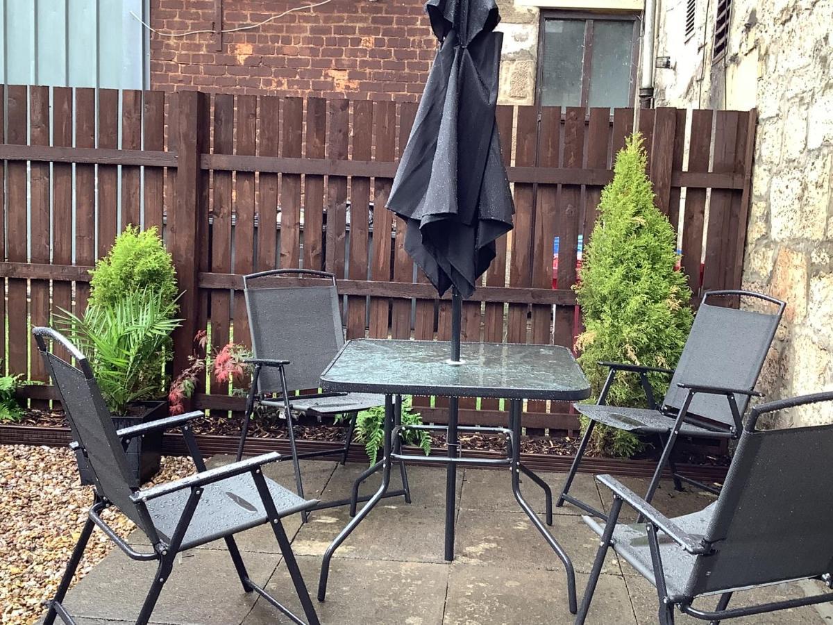 Ground Floor Apartment With Garden Glasgow Exterior foto